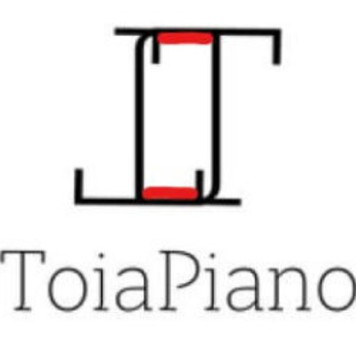 Toia Conejo – Classical pianist